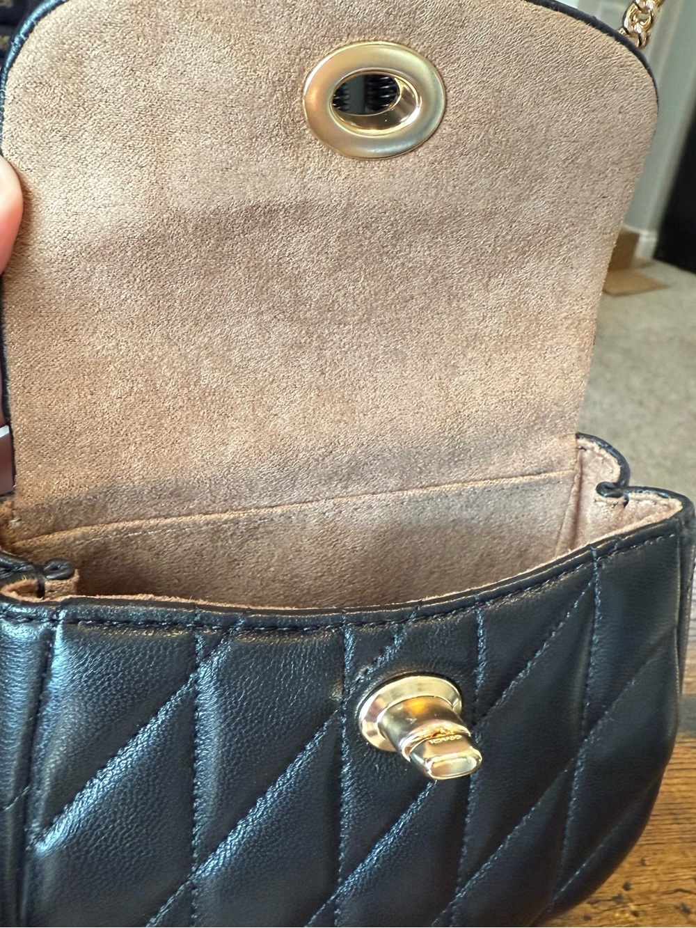 Coach Quilted Turnlock Card Case - Picture 4 of 5